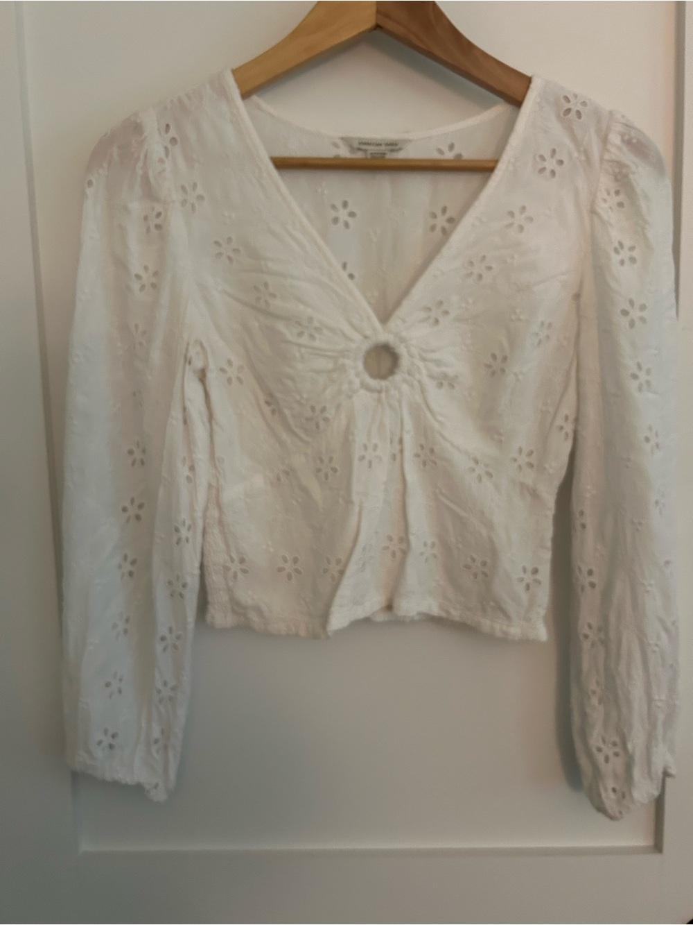 American Eagle White Eyelet Ring-Detail Long Sleeve Blouse - Size XS